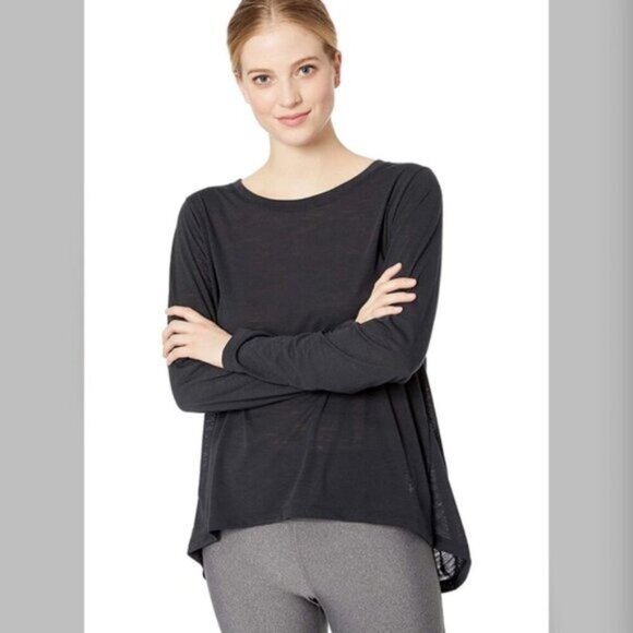 UA Whisperlight Long Sleeve Gray Top Womens Size Small - Picture 2 of 8